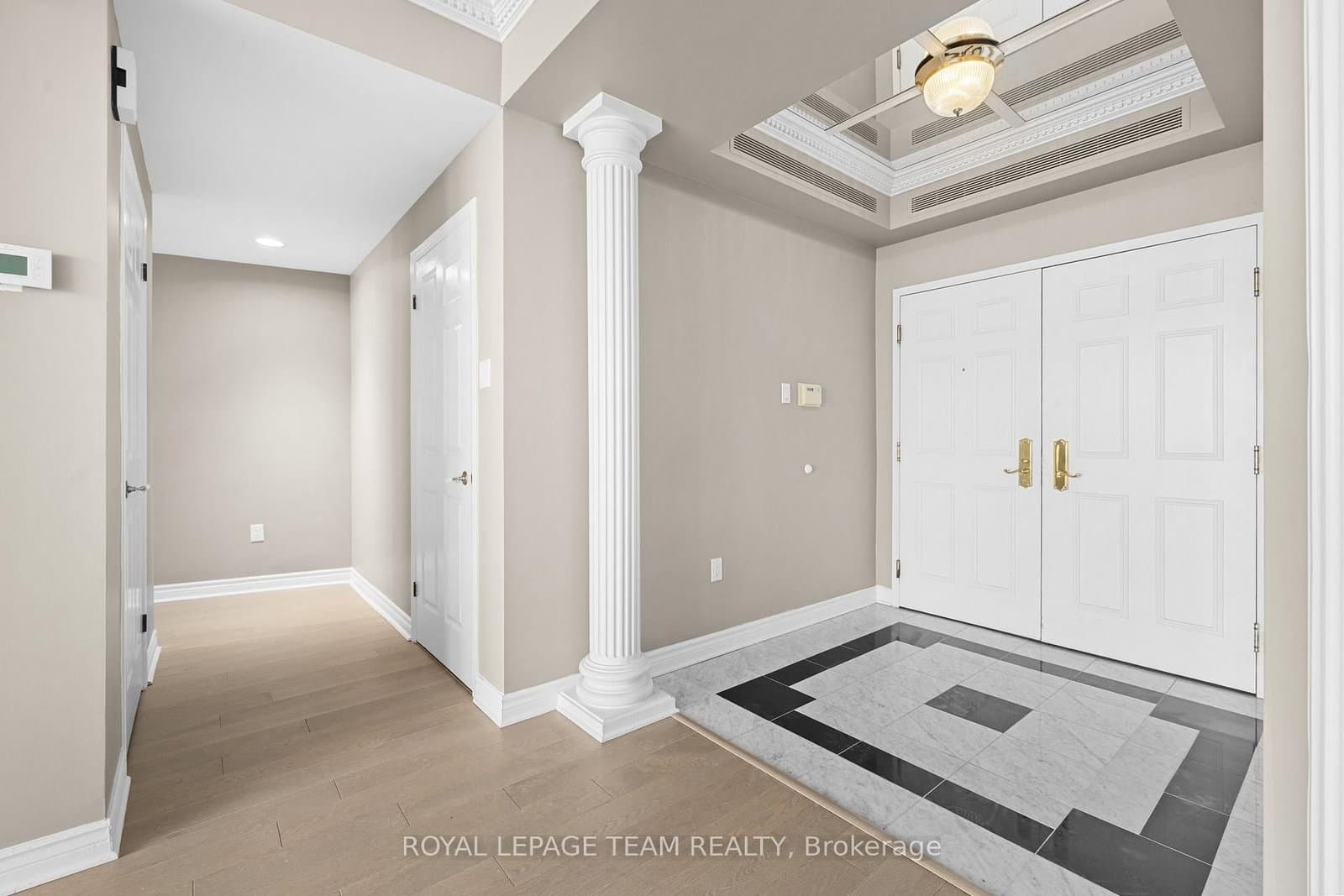 1803 - 1480 Riverside Drive, Ottawa, ON — photo 3