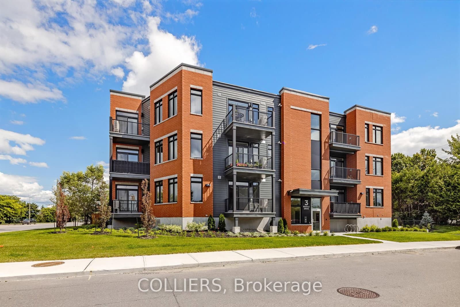 3 Bedale Drive, Ottawa, ON