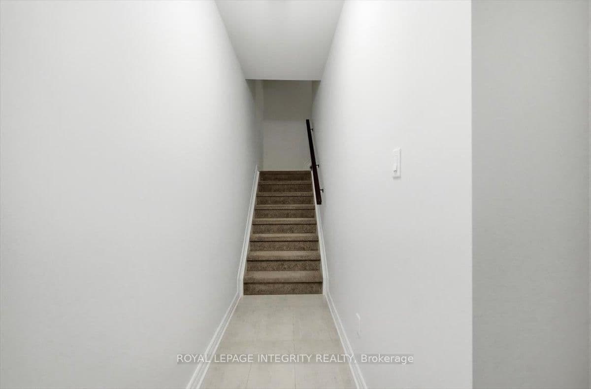 359 Axis Way, Ottawa, ON — photo 3
