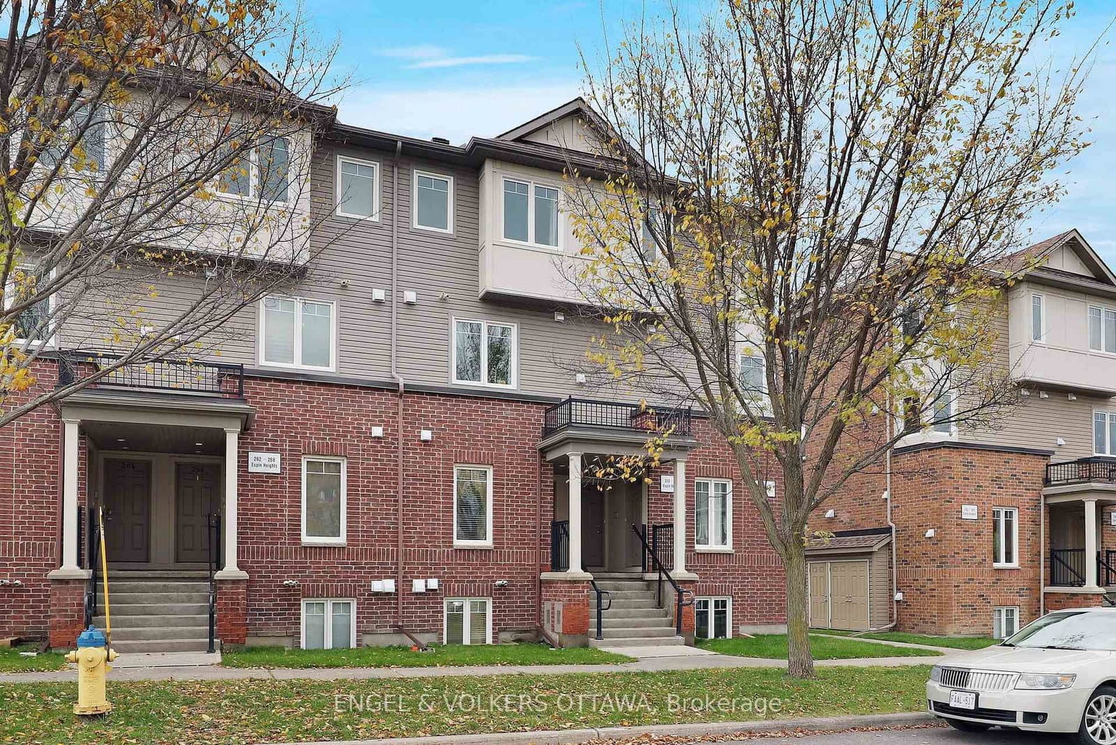 270 Espin Heights, Ottawa, ON — photo 3