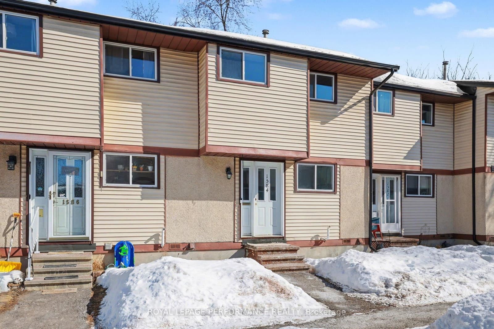 1584 Feather Lane, Ottawa, ON — photo 3