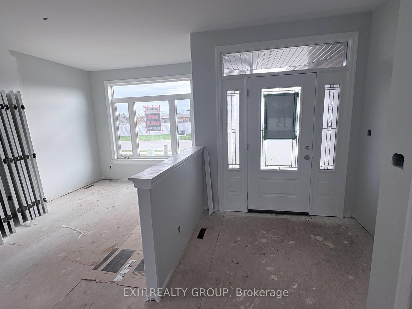27 Sulmon Street, Belleville, ON — photo 3