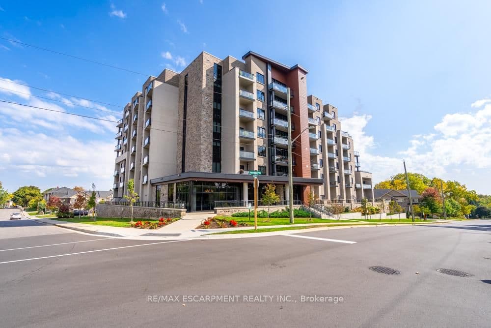 213 - 30 Hamilton Street, Hamilton, ON