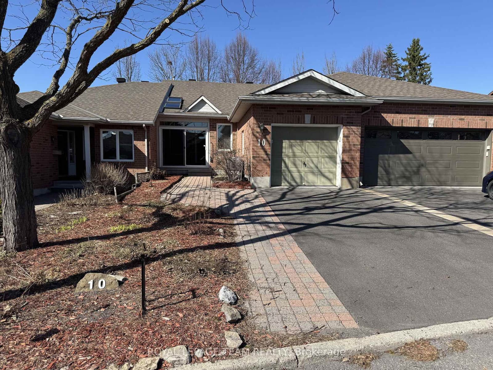 10 Quinterra Court, Ottawa, ON