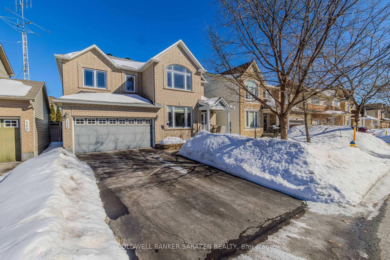 122 Springton Crescent, Barrhaven, ON — photo 2