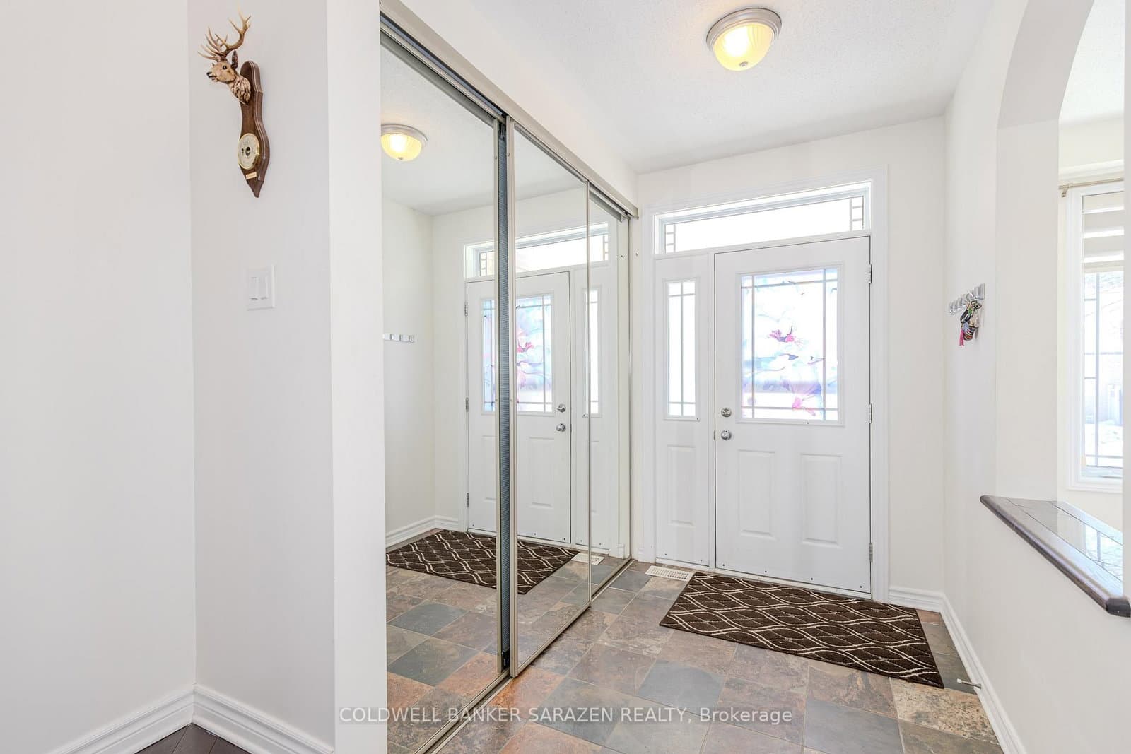 122 Springton Crescent, Barrhaven, ON — photo 3