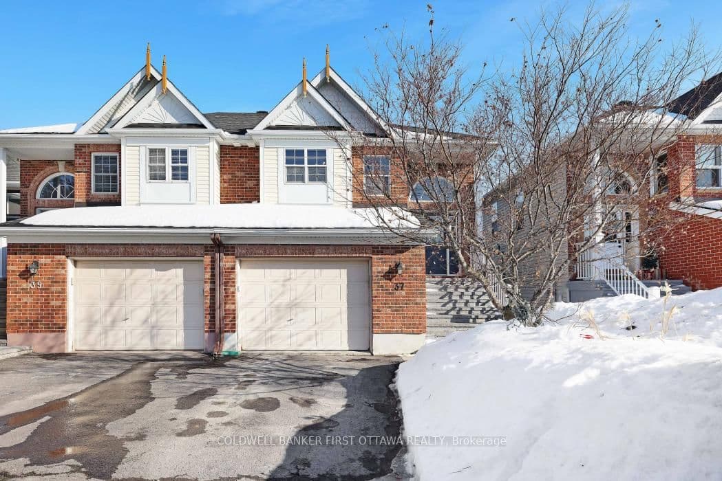 37 Boulder Way, Nepean, ON