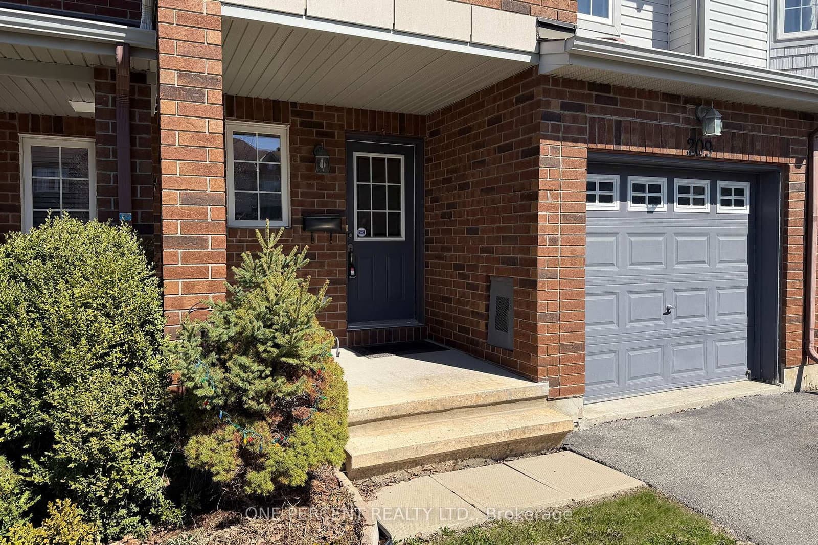 209 Rolling Meadow Crescent, Orleans, ON — photo 3