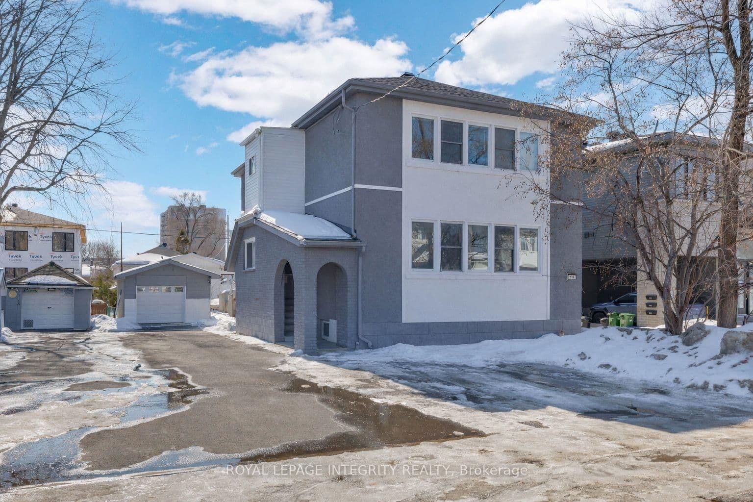 154 Columbus Avenue, Ottawa, ON