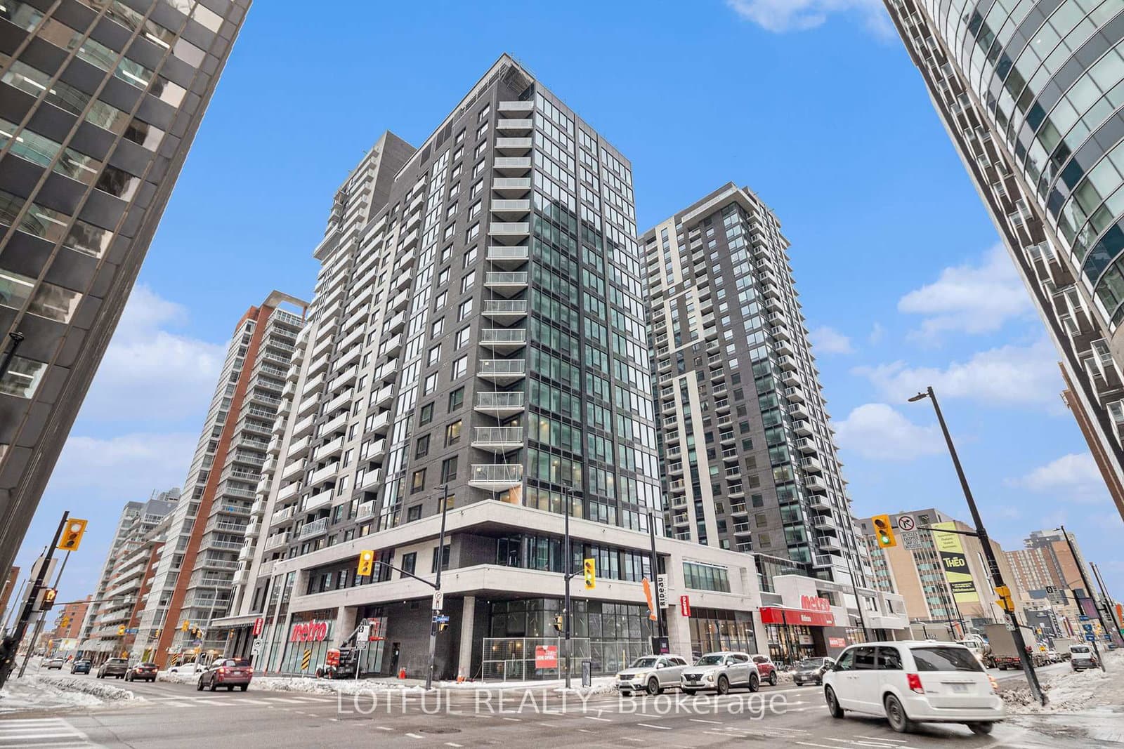 2007 - 180 George Street, Ottawa, ON