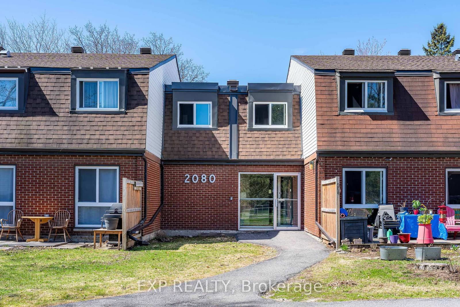 11K - 2080 Ogilvie Road, Ottawa, ON