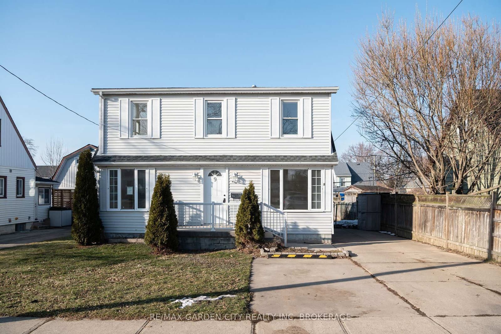 9 Fir Avenue, St. Catharines, ON