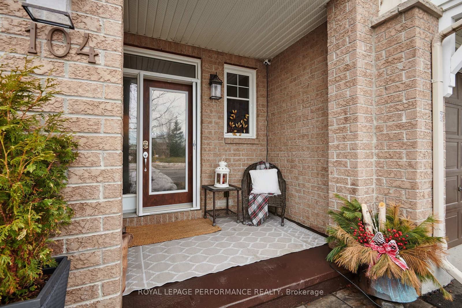 104 Hillman Marsh Way, Ottawa, ON — photo 2