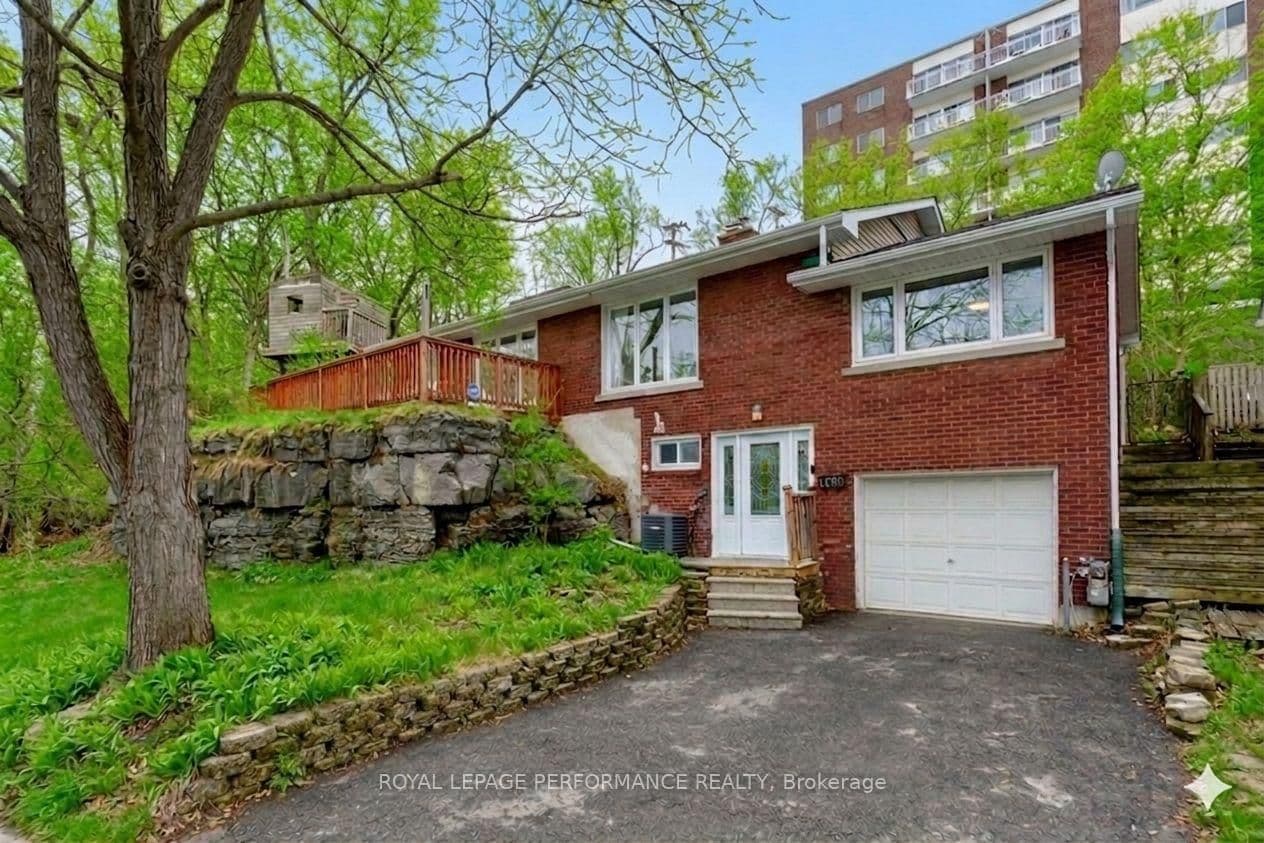 1430 Edgecliffe Avenue, Ottawa, ON