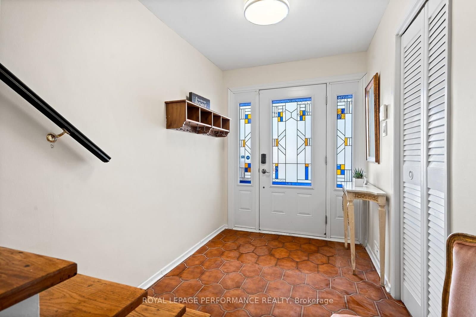 1430 Edgecliffe Avenue, Ottawa, ON — photo 3