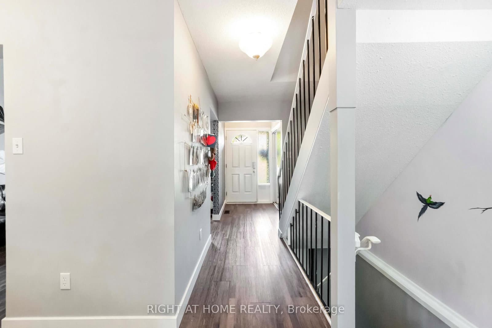 3 - 21 Midland Crescent, Ottawa, ON — photo 3