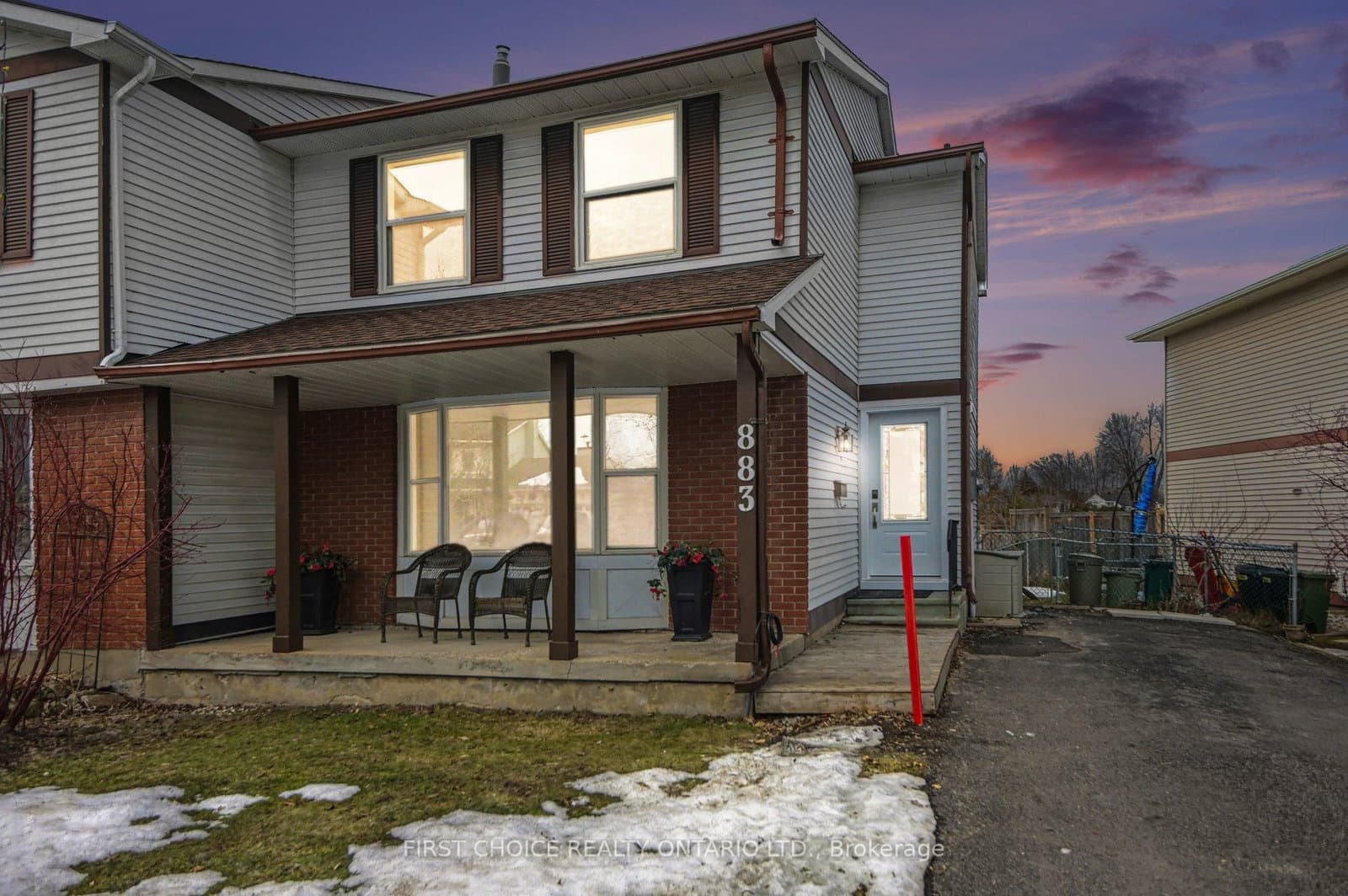 883 Lawnsberry Drive, Ottawa, ON