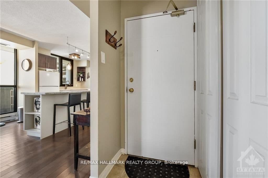 1102 - 200 Bay Street, Ottawa, ON — photo 3