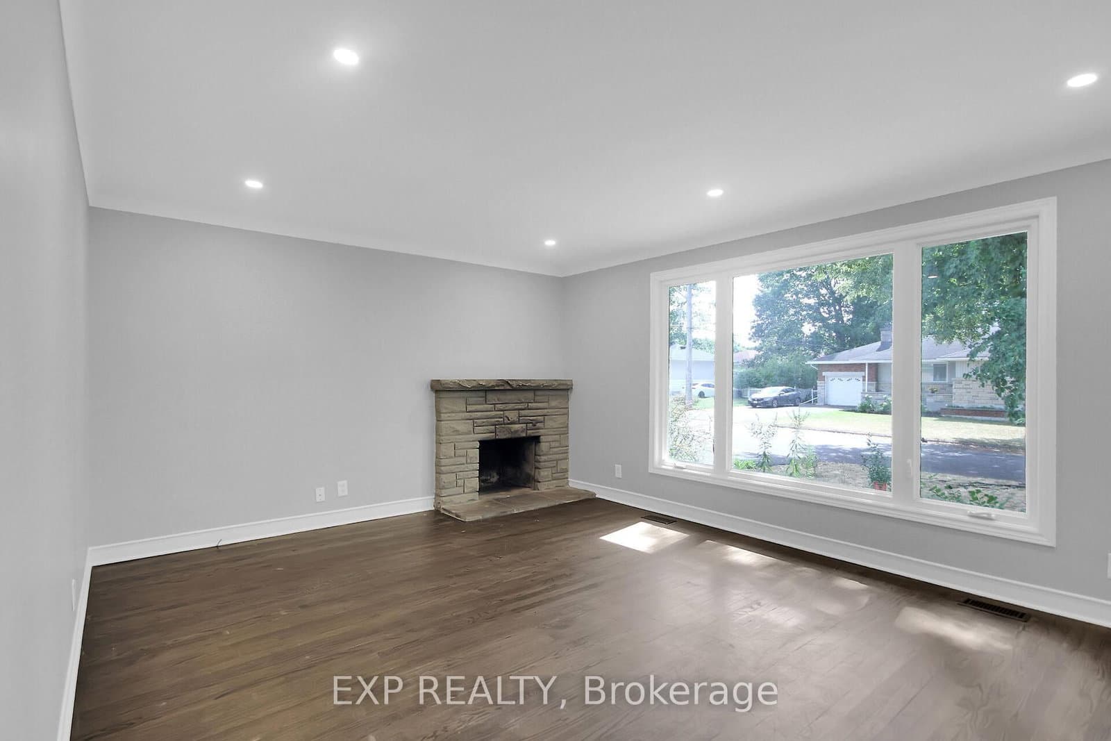 2247 Miramichi Street, Ottawa, ON — photo 3