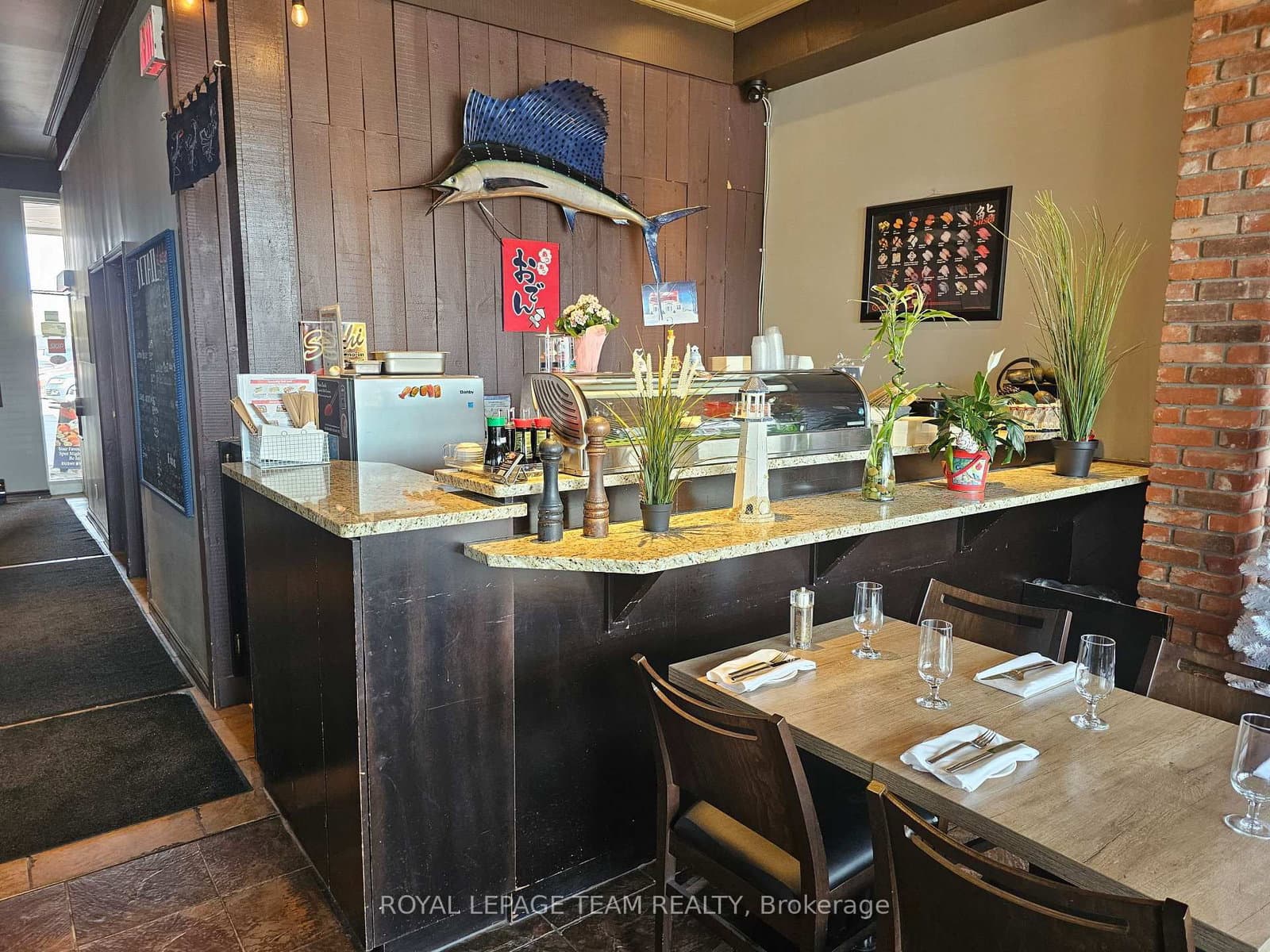 1831 Robertson Road, Ottawa, ON