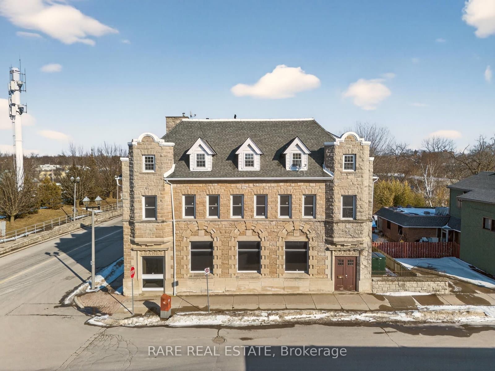 4190 Bridge Street, Niagara Falls, ON — photo 2
