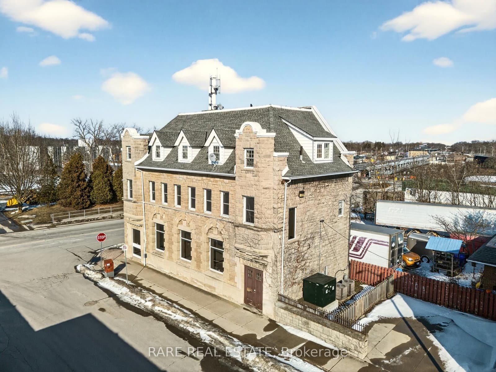 4190 Bridge Street, Niagara Falls, ON — photo 3
