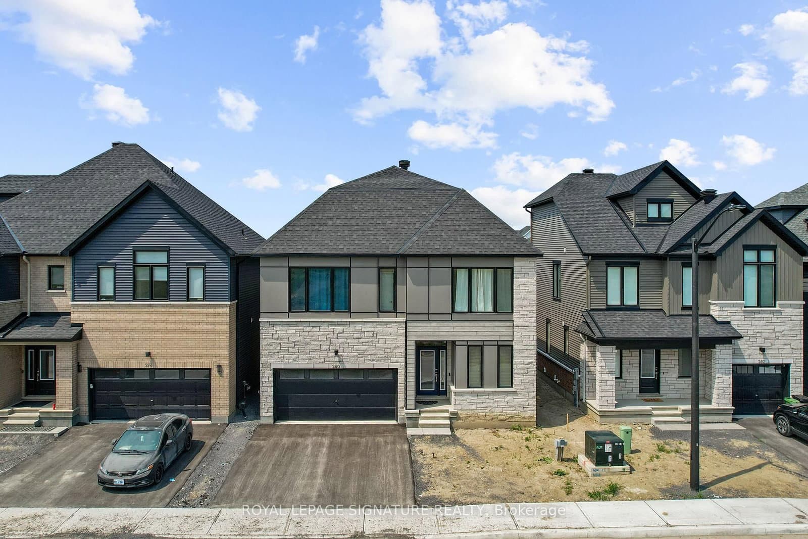 280 Sapling Grove, Ottawa, ON