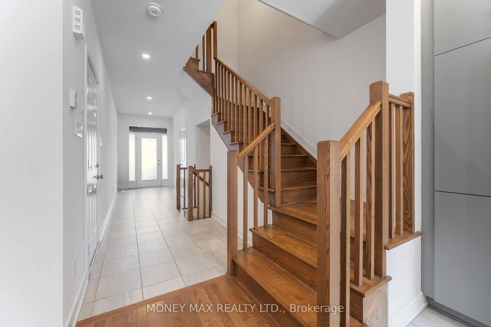 623 Knotridge Street, Orleans, ON — photo 3