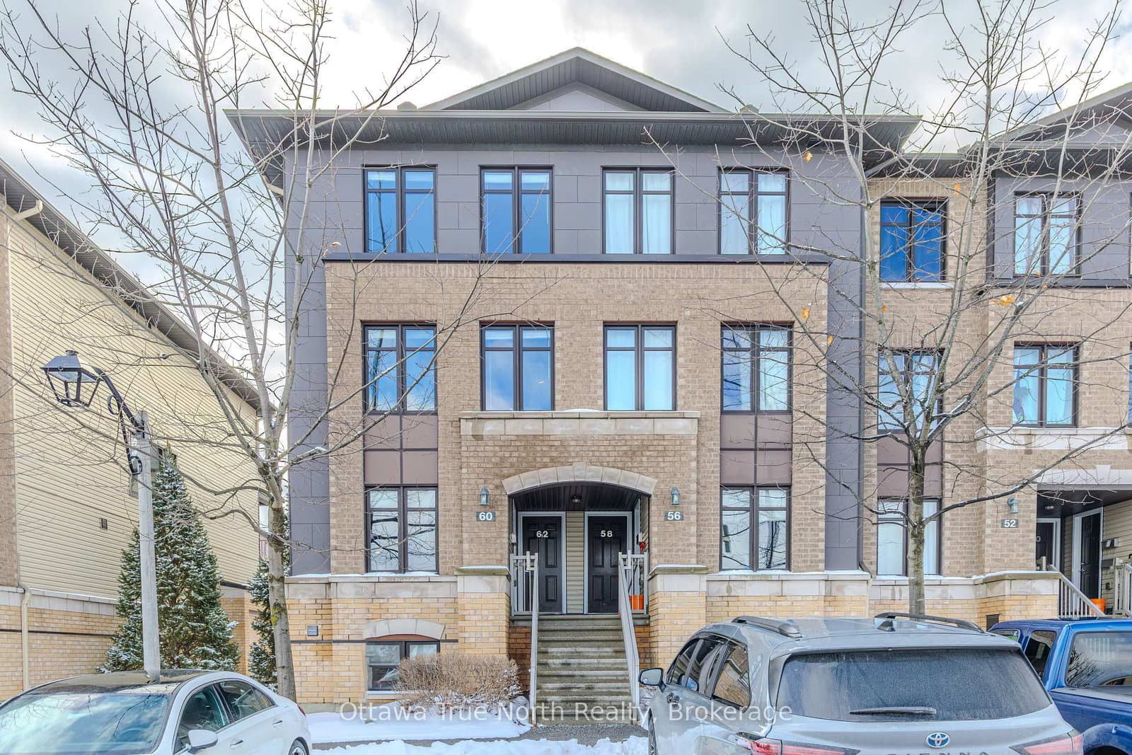 25 - 62 Argent Private, Ottawa, ON