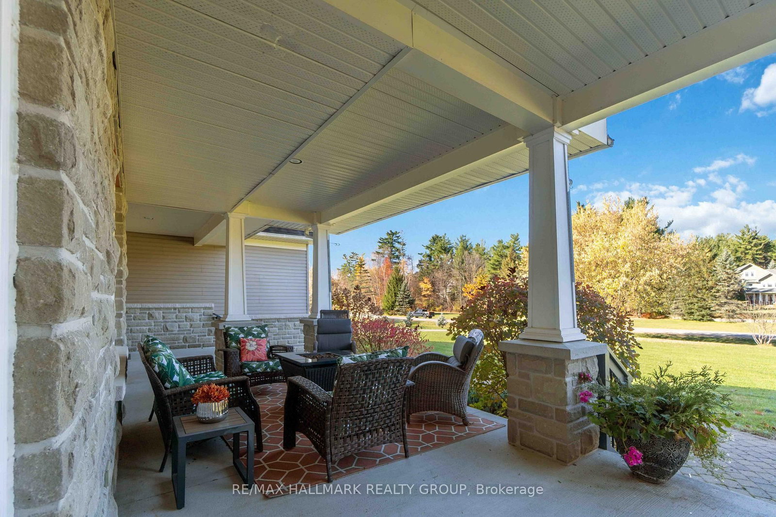 137 Goodman Drive, Ottawa, ON — photo 3