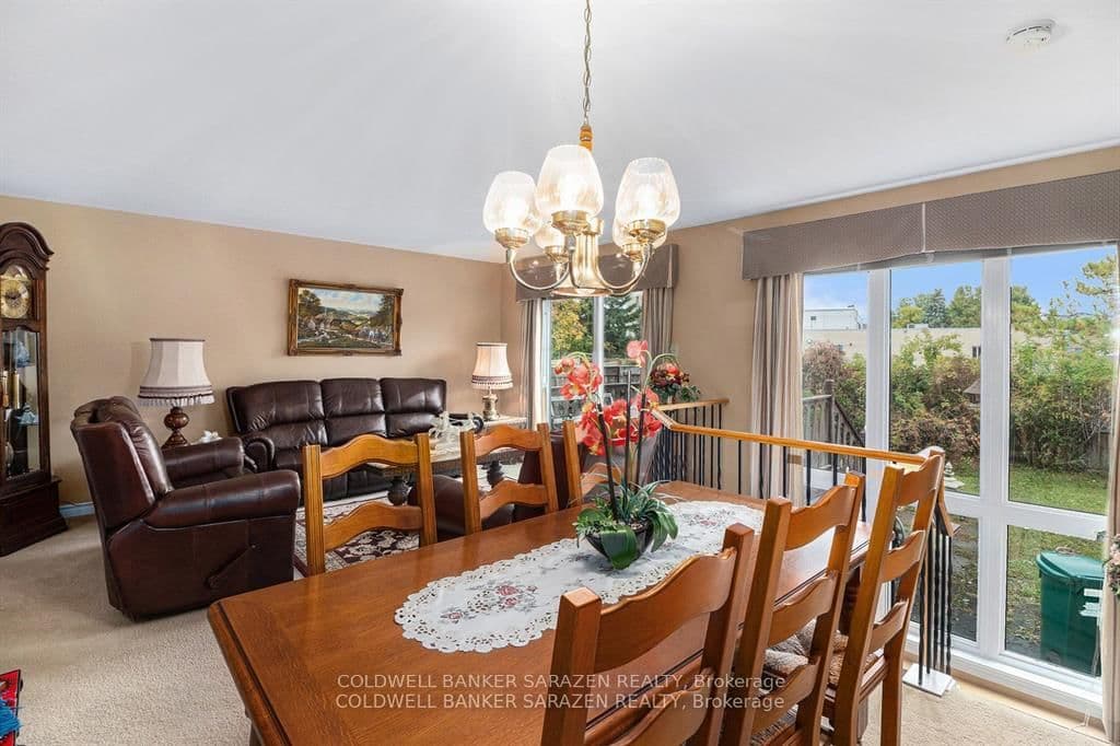 557 Latour Crescent, Ottawa, ON — photo 2