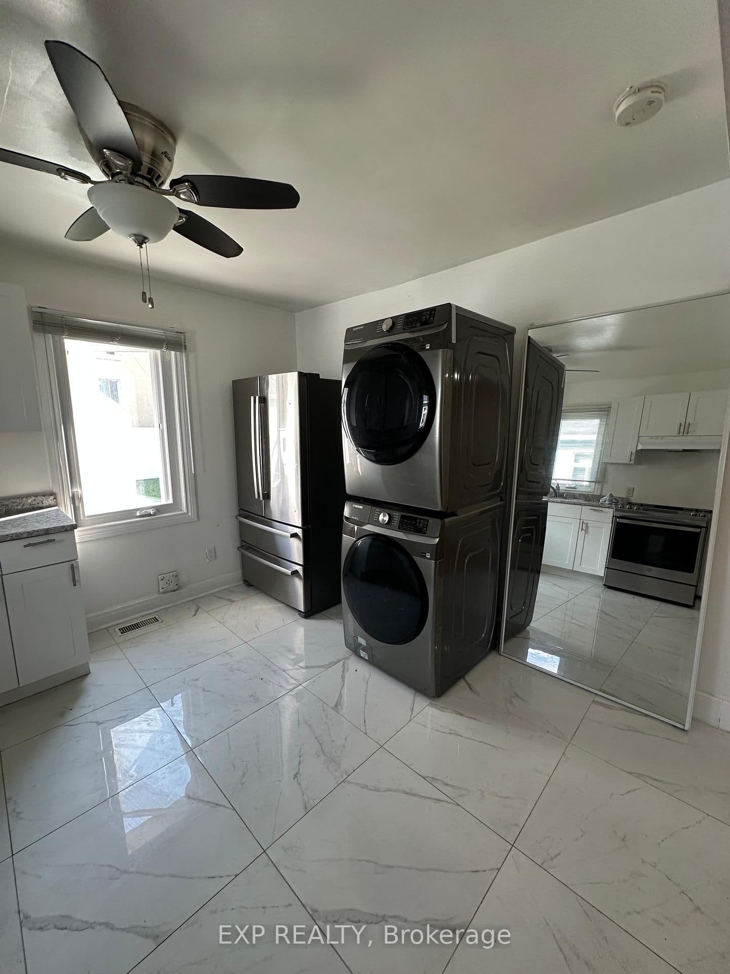 Main - 304 Frontenac Avenue, Ottawa, ON — photo 3