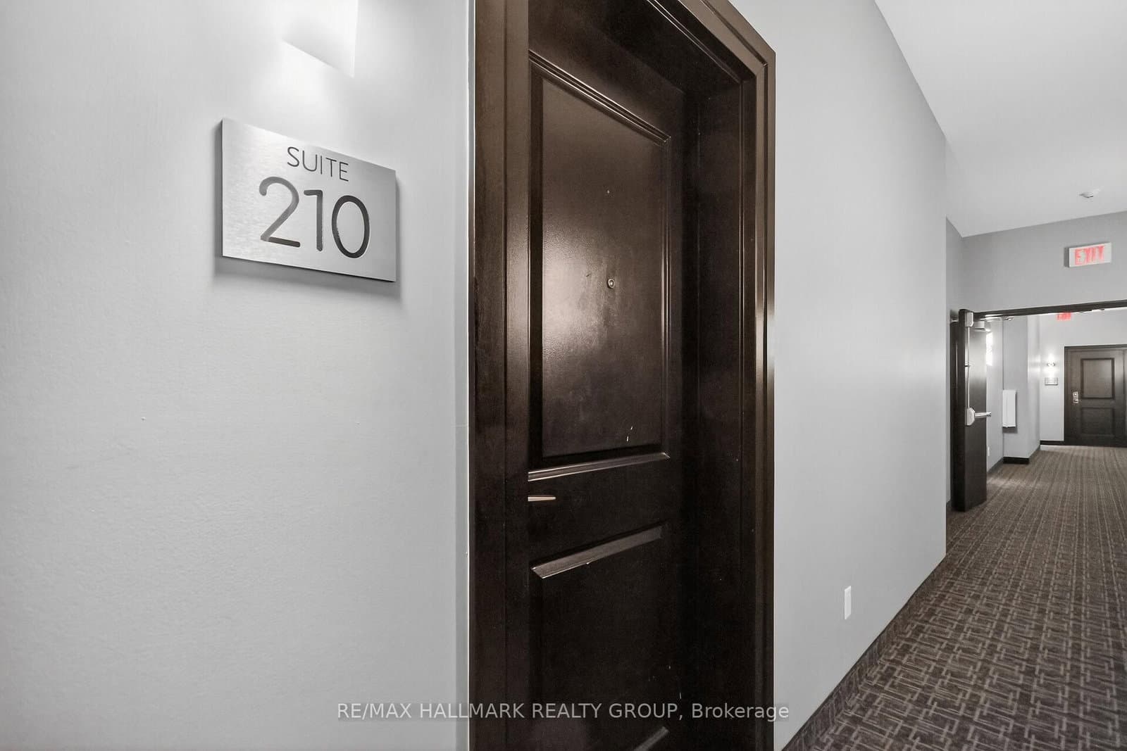 210 - 682 Churchill Avenue, Ottawa, ON — photo 2