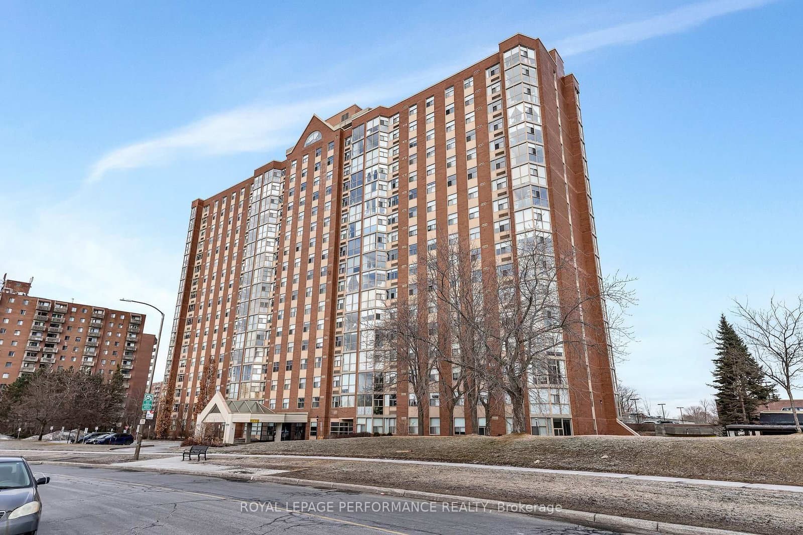 1512 - 2760 Carousel Crescent, Ottawa, ON — photo 2