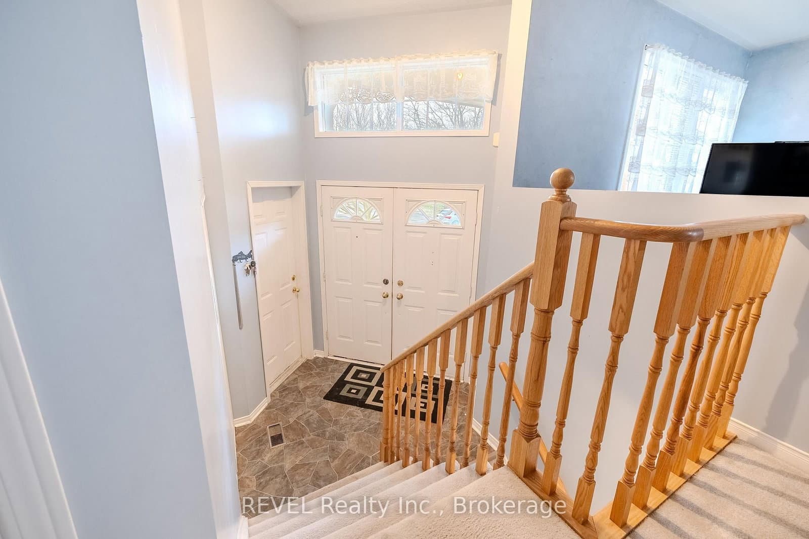 86 Madison Court, Welland, ON — photo 3