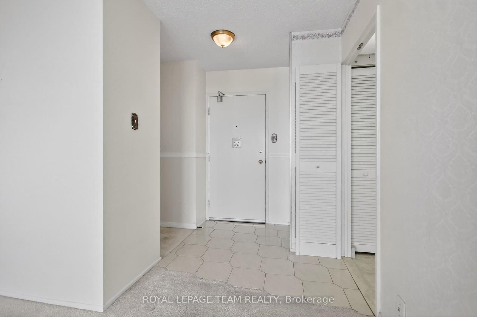 708 - 1285 Cahill Drive, Ottawa, ON — photo 3