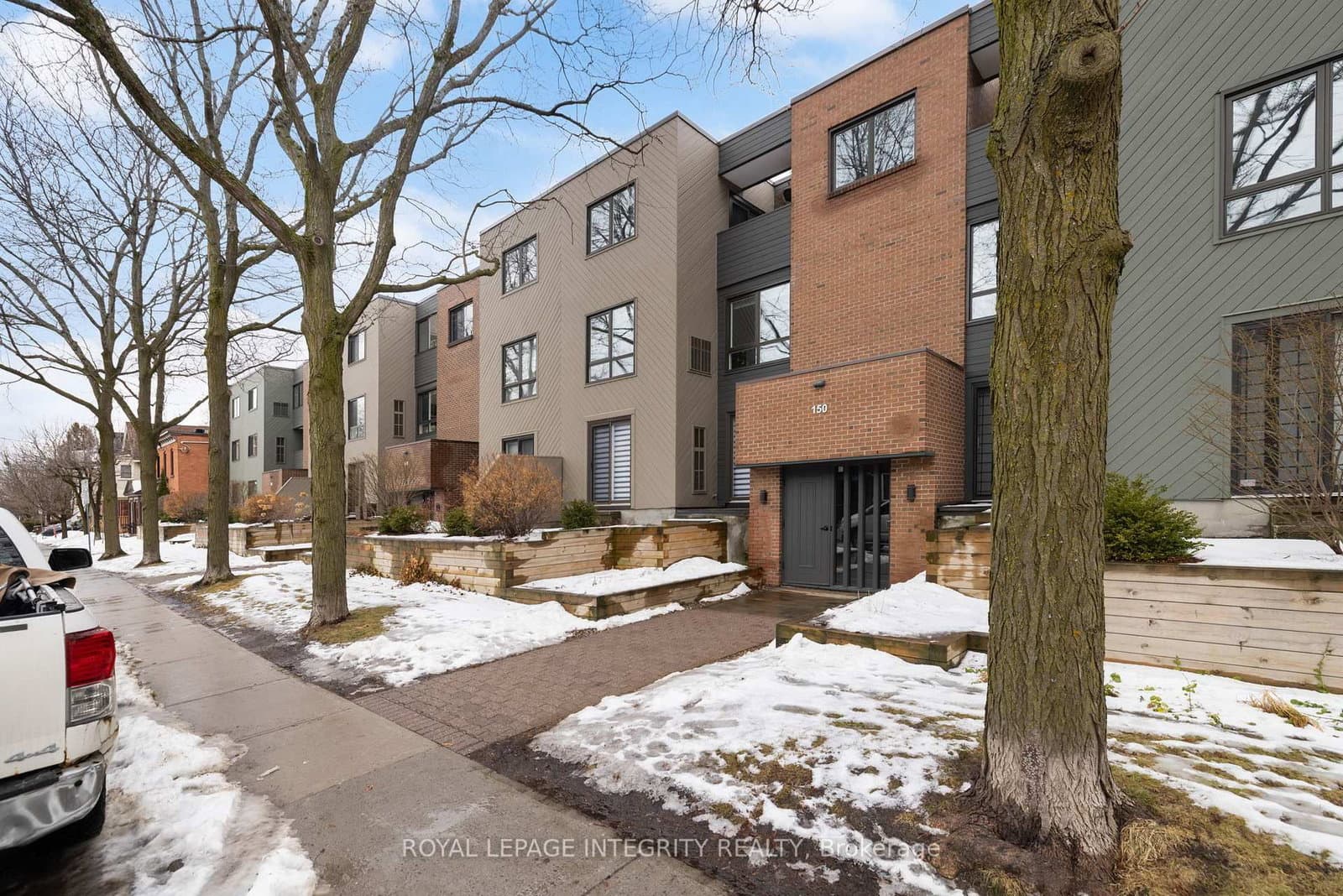 2C - 150 Waverley Street, Ottawa, ON — photo 2