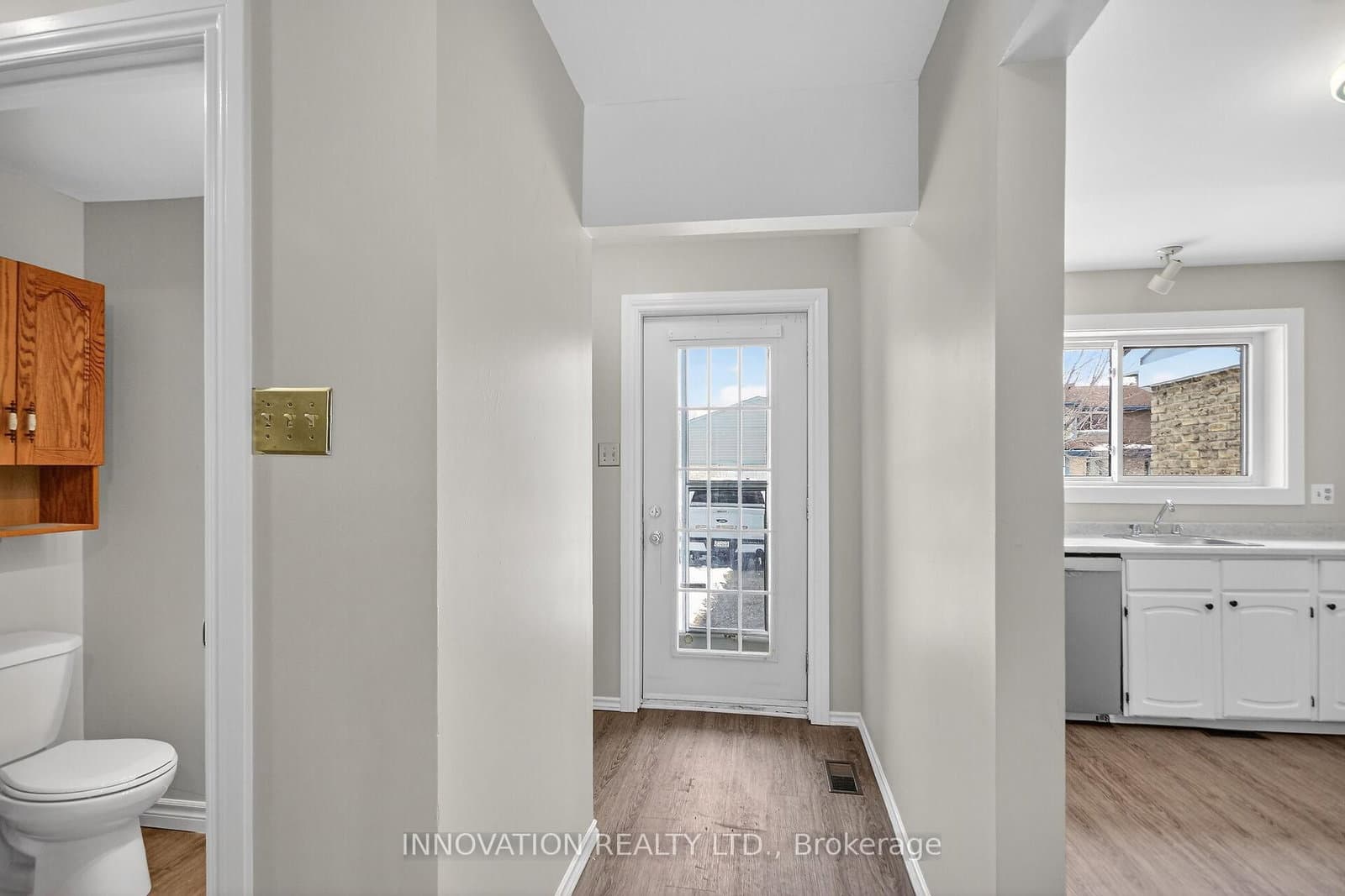 5 - 2336 Orient Park Drive, Ottawa, ON — photo 3