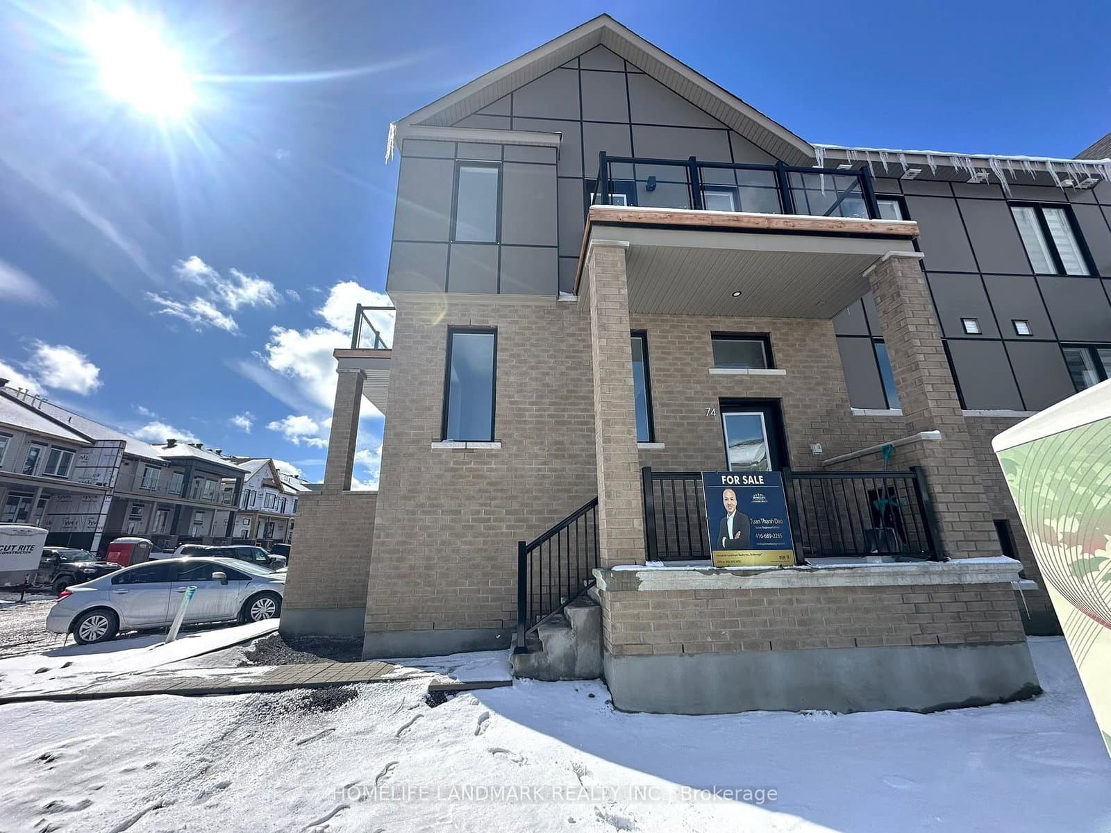 74 Ryan Reynolds Way, Orleans, ON — photo 2