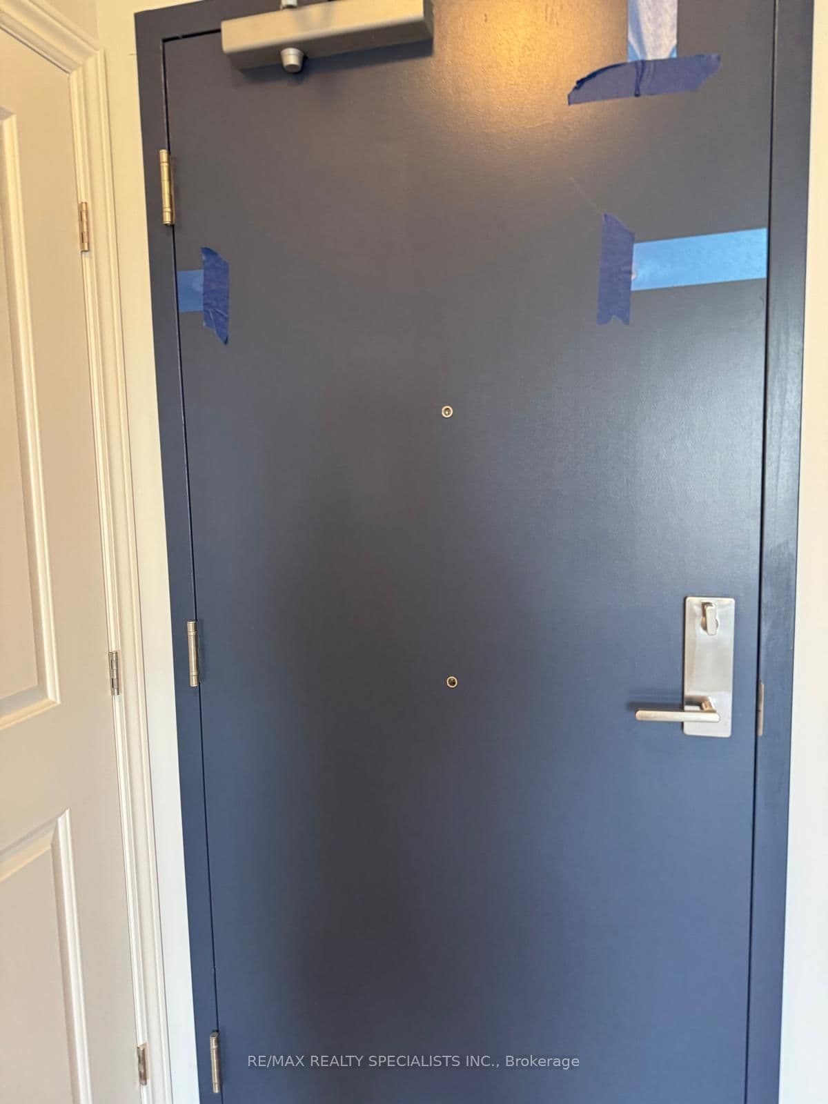 203 - 397 Codds Road, Ottawa, ON — photo 3