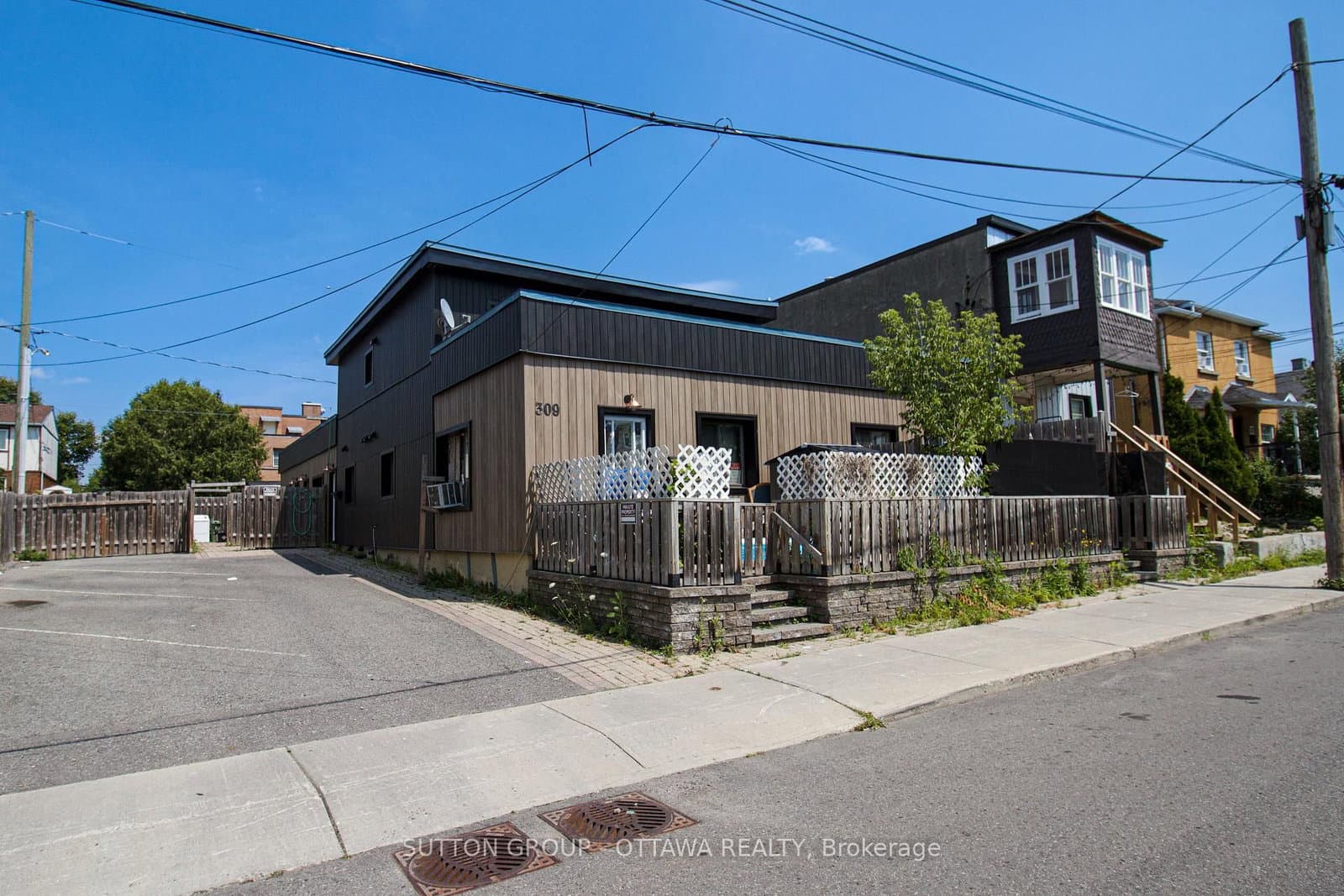 309 Cyr Avenue, Ottawa, ON — photo 2