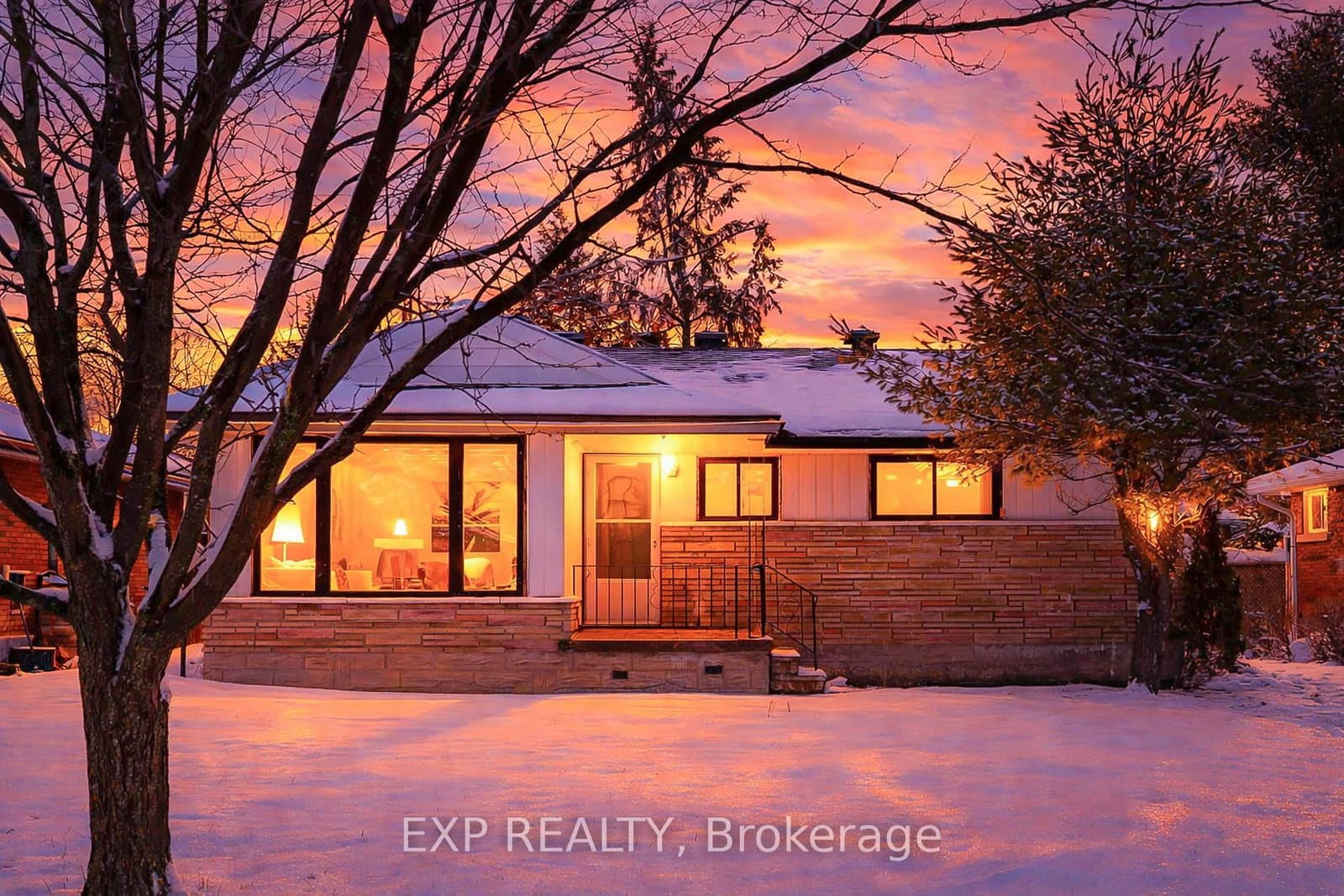 768 Pleasant Park Road, Ottawa, ON — photo 2