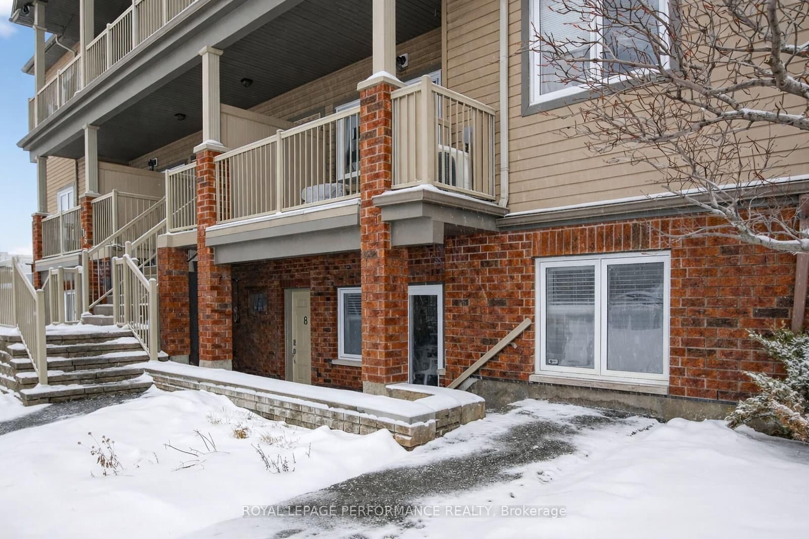 B - 135 Harthill Way, Ottawa, ON — photo 3