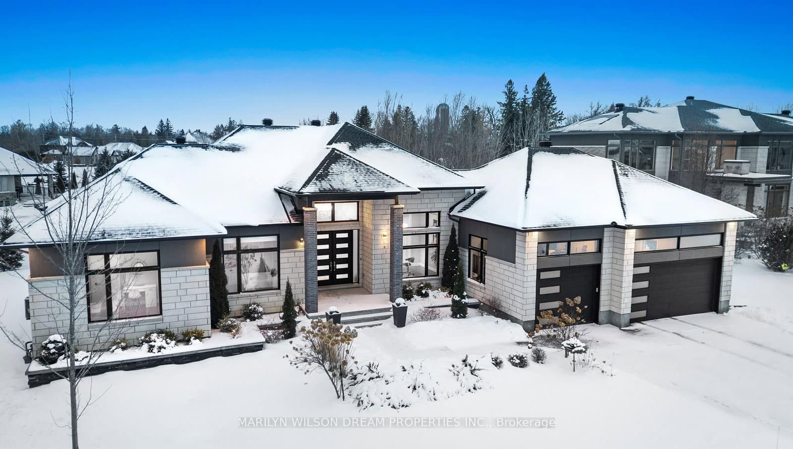 525 Leimerk Court, Manotick, ON