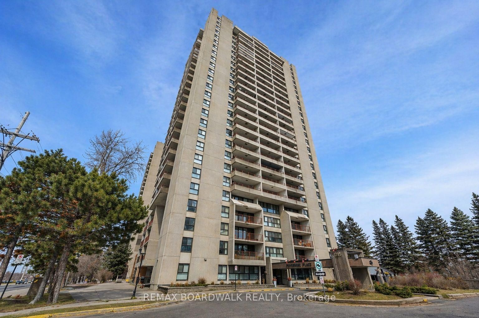 704 - 1785 Frobisher Lane, Ottawa, ON