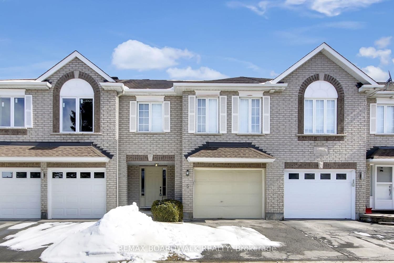 5 Maple Park Private, Ottawa, ON