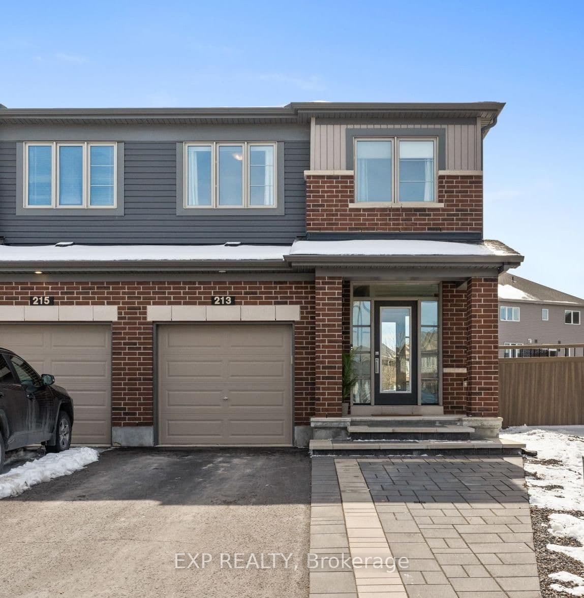 213 Belleek Lane, Ottawa, ON