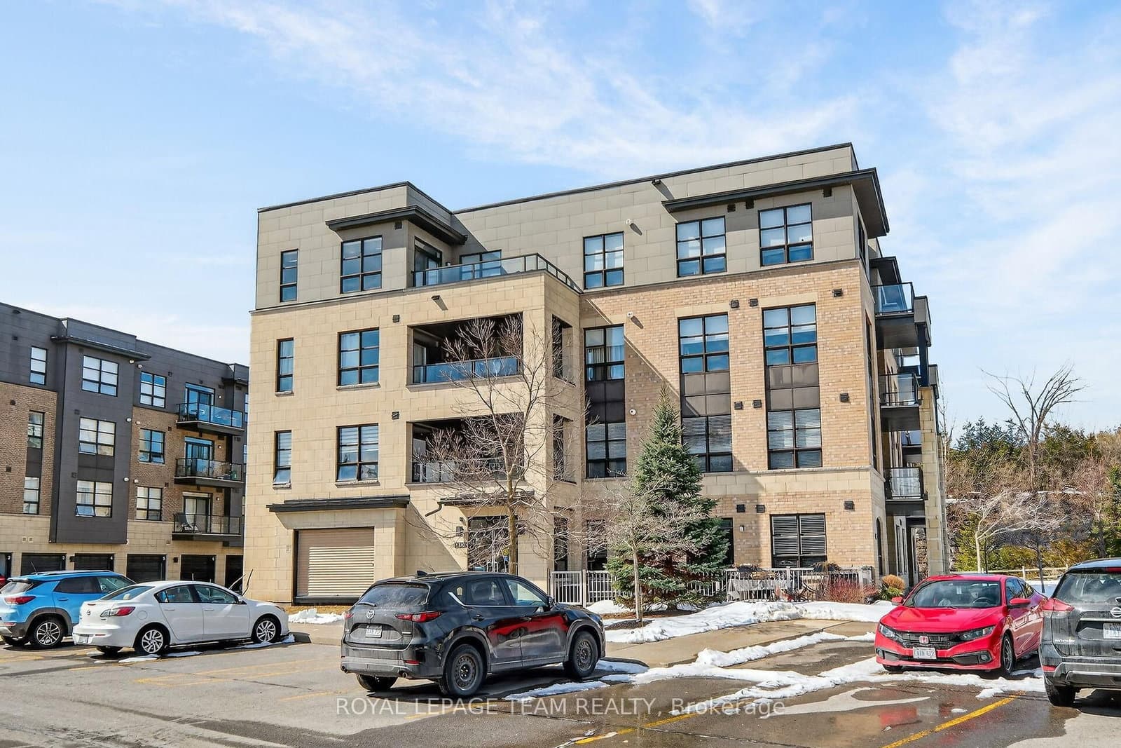 302 - 100 Montblanc Private, Ottawa, ON