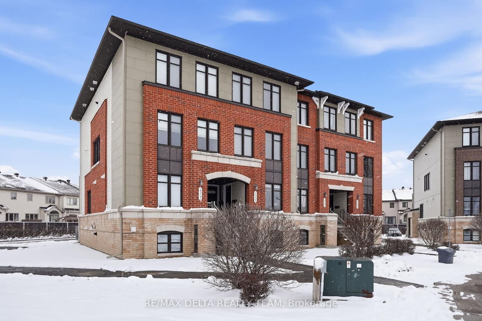 121 - 2333 Esprit Drive, Ottawa, ON — photo 2