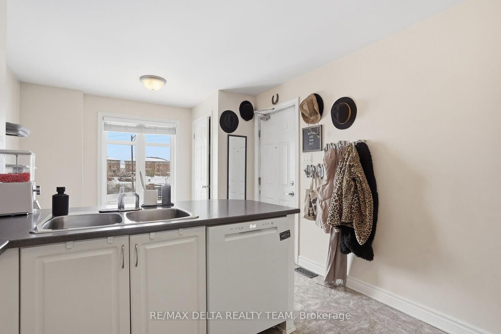 121 - 2333 Esprit Drive, Ottawa, ON — photo 3